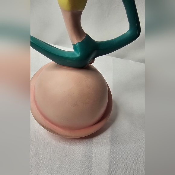 Yoga Figurine Statue Namaste Meditation Pose Girl Woman - Picture 7 of 8